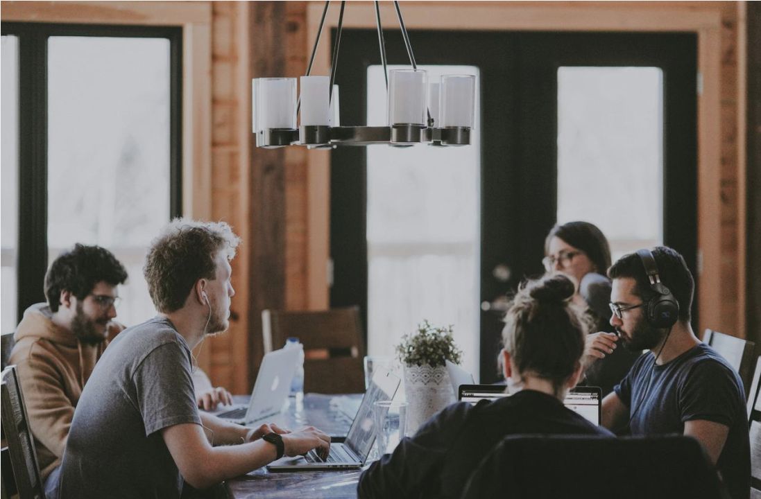 Ilustrácia diaľničnej známky